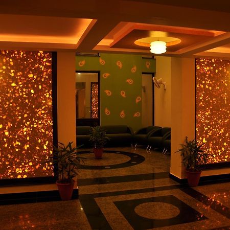 Hotel The Uday Regency Kota  Kültér fotó