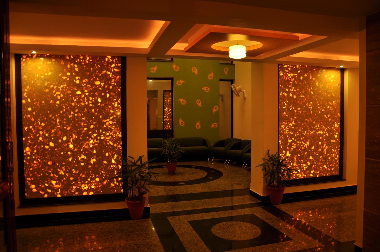 Hotel The Uday Regency Kota  Kültér fotó
